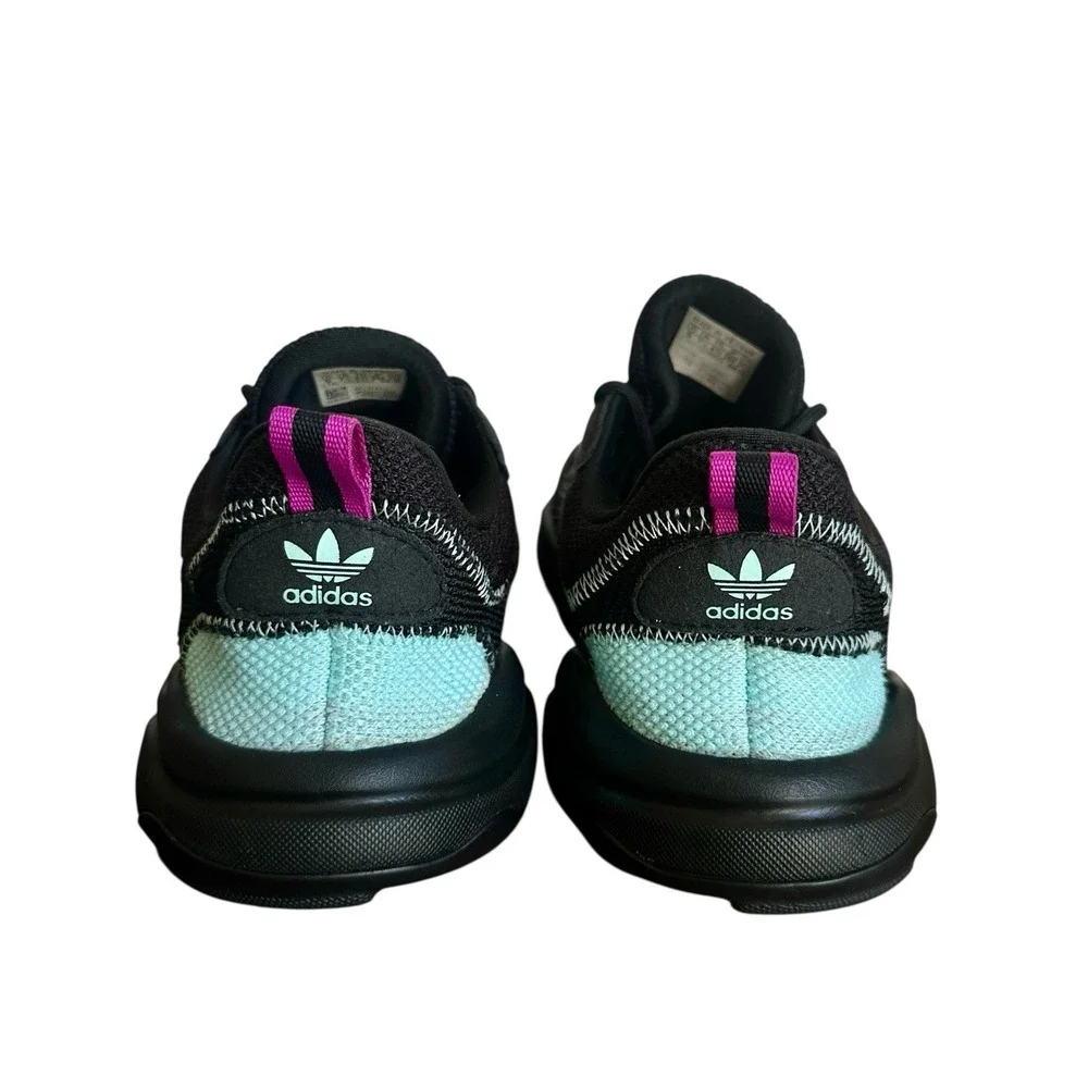 Adidas Originals Haiwee Sneakers Athletic Shoes Women's Size 9 Black Pink EF4457